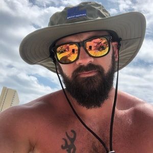 Meet your Posher, Mark